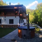 Chatále - Chalúpky * Tále
