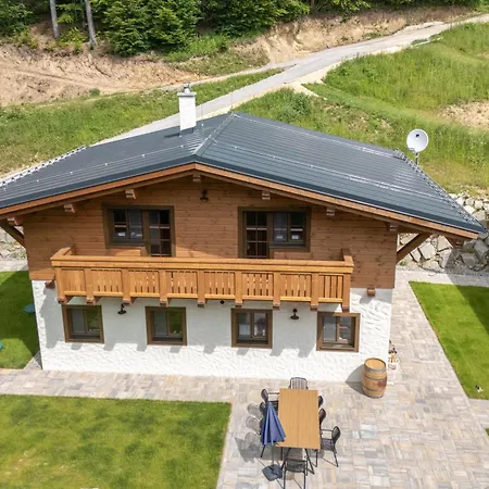 Chatále - Chalúpky Chalé Tale